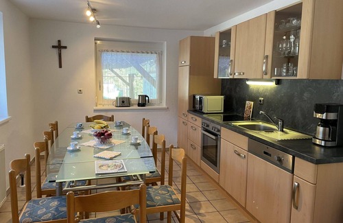 Angerberg House | Stunning private villa for 10 people with TV, terrace, pets allowed and parking