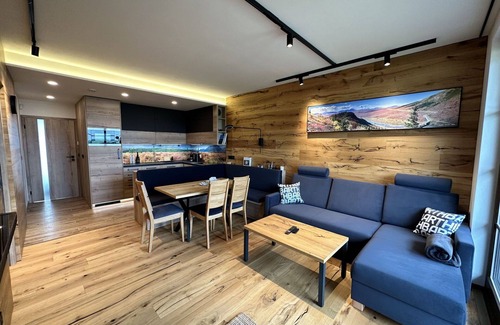 Ricky v Orlickych horach House | Stunning private villa for 4 people with WIFI, TV, terrace, panoramic view and parking