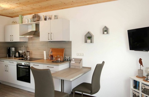 Kirburg House | Stunning private villa for 2 guests with TV and terrace
