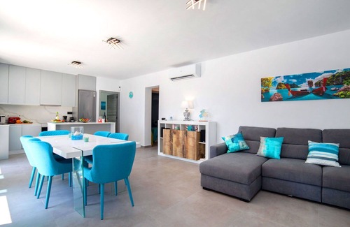 Calpe Villa | Stunning private villa for 8 guests with WIFI, private pool, A/C, TV, terrace and parking