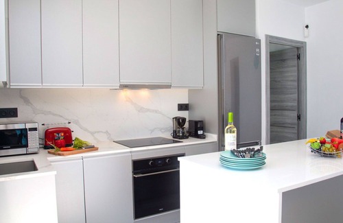 Calpe Villa | Stunning private villa for 8 guests with WIFI, private pool, A/C, TV, terrace and parking