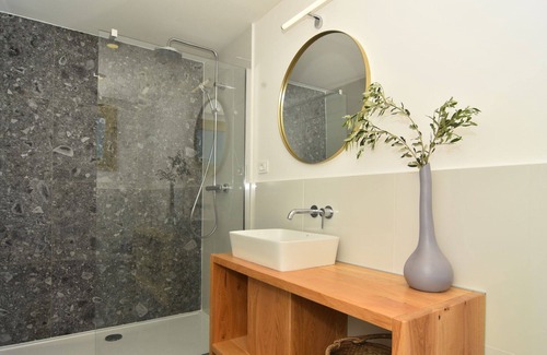 Dragove House | Stunning private villa for 8 people with private pool, A/C, WIFI, TV, terrace and parking