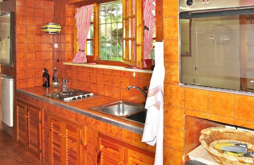 Platamona House | Stunning private villa for 10 guests with A/C, TV, terrace, pets allowed and parking