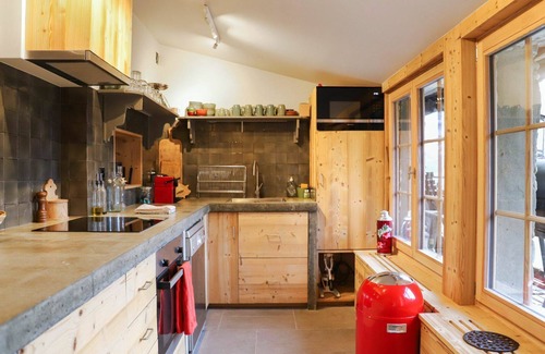 Les Posses-sur-Bex House | Stunning private villa for 11 people with WIFI, terrace, pets allowed and parking