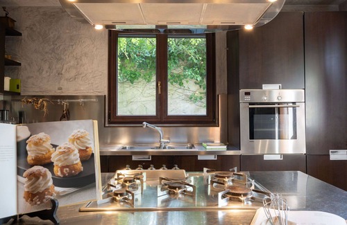 Pian di Sco Villa | Stunning private villa for 6 people with WIFI, private pool, TV, panoramic view and parking