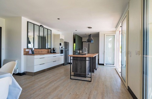 Dausse House | Stunning private villa with WIFI, private pool, TV, terrace, panoramic view and parking