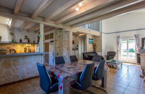 Labenne-Ocean House | Stunning private villa for 6 guests with WIFI, TV, terrace, pets allowed and parking