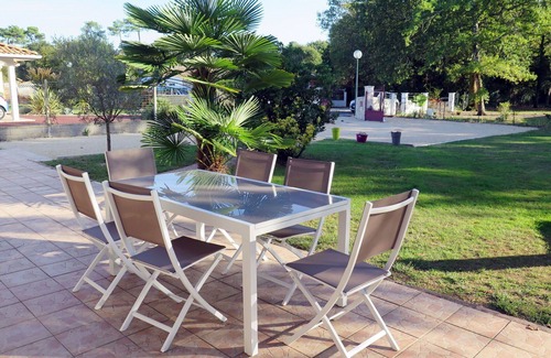 Labenne-Ocean House | Stunning private villa for 6 guests with WIFI, TV, terrace, pets allowed and parking