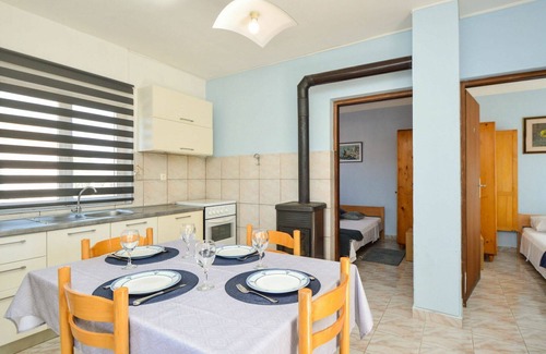 Zirje House | Stunning private villa for 8 guests with A/C, WIFI, TV, terrace, pets allowed and parking