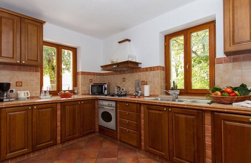 Stanisovi Villa | Stunning private villa for 10 people with A/C, WIFI, pool, TV, terrace and parking