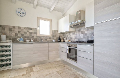 San Lorenzo House | Stunning private villa for 7 people with A/C, WIFI, private pool, TV, patio and parking