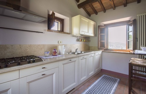 Camucia Villa | Stunning private villa with private pool, WIFI, A/C, TV, terrace, panoramic view and parking