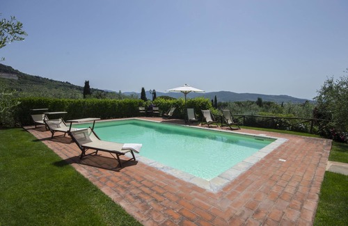 Camucia Villa | Stunning private villa with private pool, WIFI, A/C, TV, terrace, panoramic view and parking