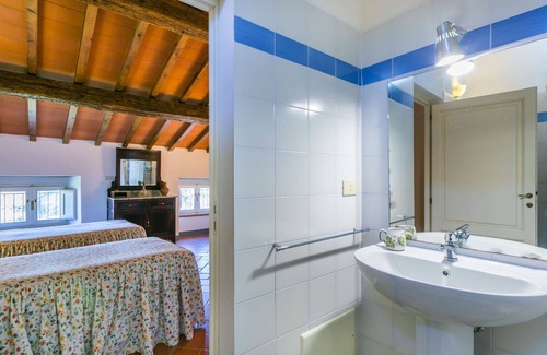 Marradi Villa | Stunning private villa with private pool, WIFI, TV, pets allowed, panoramic view and parking