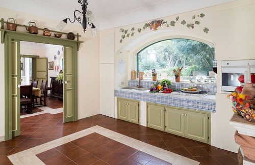 Salemi Villa | Stunning private villa for 10 people with WIFI, private pool, A/C, TV, patio and parking