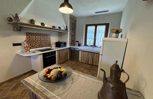 Santa Maria del Giudice Villa | Stunning private villa with A/C, WIFI, TV, veranda, pets allowed, panoramic view and parking