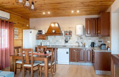 Cabra Villa | Stunning private villa with WIFI, A/C, private pool, TV, terrace, pets allowed and parking