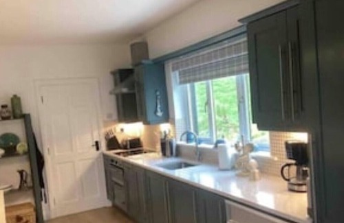 Killadoon House | Stunning Property, Close to Beach, Overlooking Ocean on the Wild Atlantic Way
