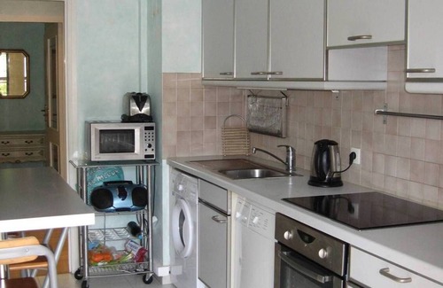 California - Pezou Apartment | Stunning Property in Secure Residence with Pool and Parking