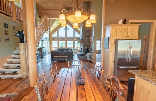 Island Park Cabin | Stunning property with water and mountain views - Sleeps 10