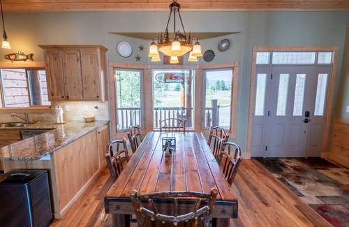 Island Park Cabin | Stunning property with water and mountain views - Sleeps 10