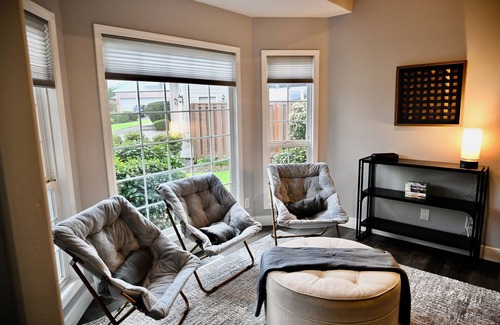 Happy Valley House | Stunning Ranch Home in Walkable Gorgeous Happy Valley Neighborhood