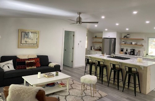 High Falls House | Stunning renovated house in the Hudson Valley