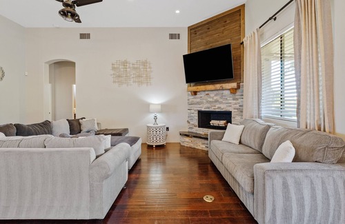 Anthem House | Stunning Resort in Phoenix W/ Pool, Tub, Mini Golf, and Basketball/Pickleball!