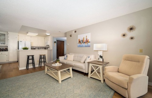 Rancho Bernardo Condo | Stunning Resort Living 2 bed Luxury Condo in heart of Oaks North