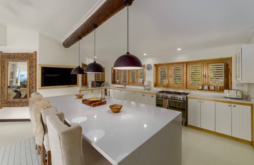 Bagatelle Terrace House | Stunning Retreat with Pool and Sunset Views - Northlight