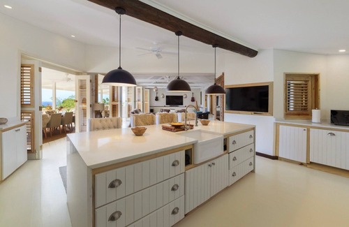 Bagatelle Terrace House | Stunning Retreat with Pool and Sunset Views - Northlight