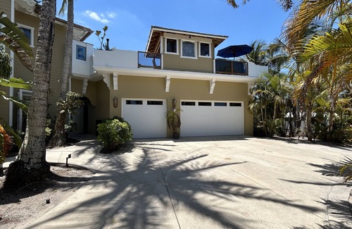 Vero Beach House | Stunning Riverfront Home with Private Beach and Close to the Ocean.