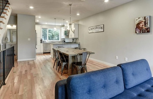 Asheville Apartment | Stunning Rooftop Terrace Townhome Private Elevator