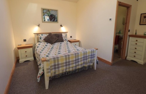 Carnforth House | Stunning rural cottage. Home from home. Dogs welcome.