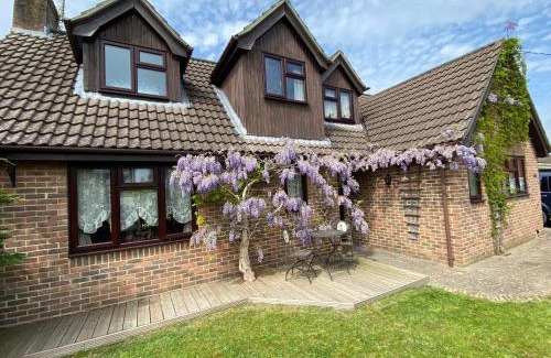 New Forest District House | Stunning Rustic Home, New Forest National Park