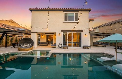 Coachella House | Stunning salt-water pool home with games and more!