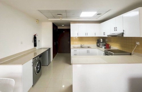 Bab Al Bahr Apartment | Stunning Sea View Apt. With Balcony - RAK