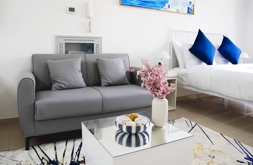 Bab Al Bahr Apartment | Stunning Sea View Apt. With Balcony - RAK