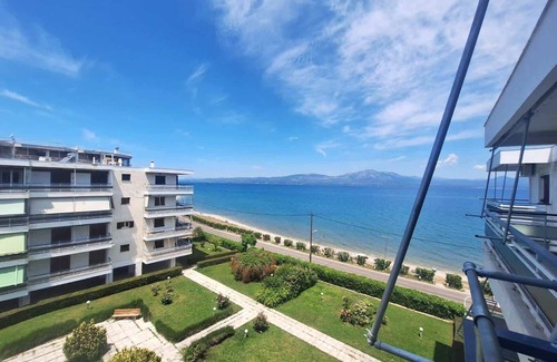 Oropos Apartment | Stunning Sea View Apartment in Oropos