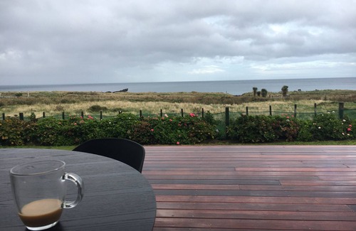 Ngawi House | Stunning sea views- Kiwi Bach beach escape for the family!