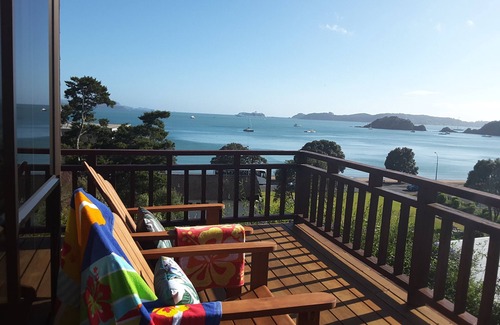 Paihia Apartment | Stunning sea views-private-fully equipped-spotless