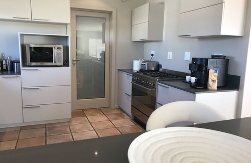 Kleinmond House | Stunning Seafront Home - Stylish Family Beach House With Amazing Views