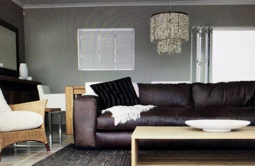 Kleinmond House | Stunning Seafront Home - Stylish Family Beach House With Amazing Views