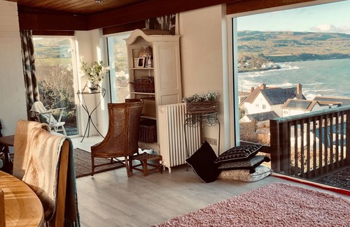 Ballygally House | Stunning Seaview Cottage, With 3 Bedrooms