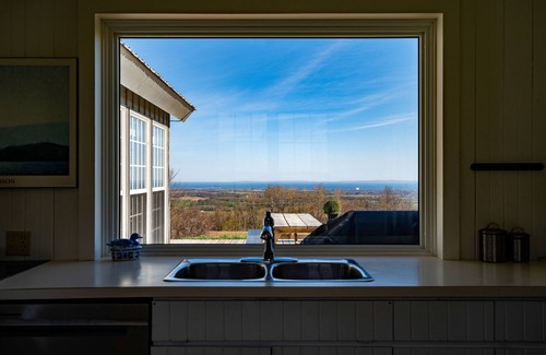Clearview House | Stunning Secluded Family Cottage With Hiking Trail Access on Property