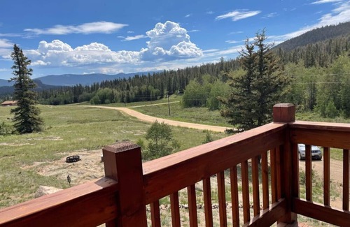 Indian Mountain Cabin | Stunning Secluded Mtn Getaway, Picturesque Views