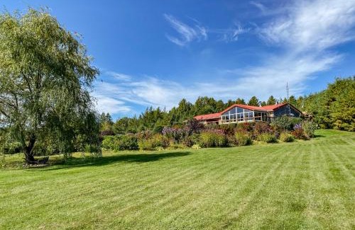 Rexton House | Stunning Secluded Richibucto River Waterfront Cottage with Unparallel Privacy