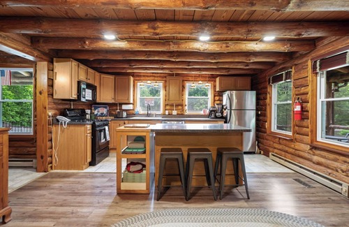 Fishers Hill Cabin | Stunning Shenandoah Riverside Retreat