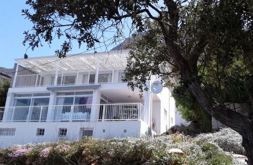 Simon's Town Apartment | Stunning Simonstown Apartment