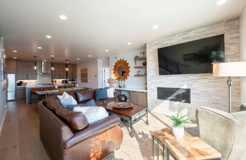 Hideout House | Stunning Ski & Lake Views, Private Hot Tub, Exceptional Furnishings!